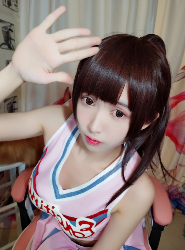 在线浏览高清美女 流鼻血了!